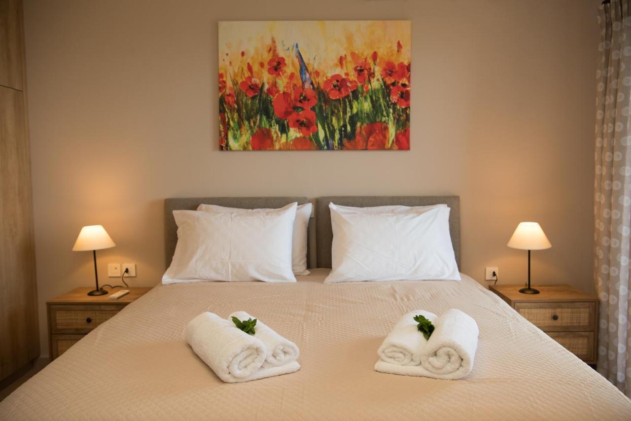 Akrotiri Sea View Suites Екстериор снимка