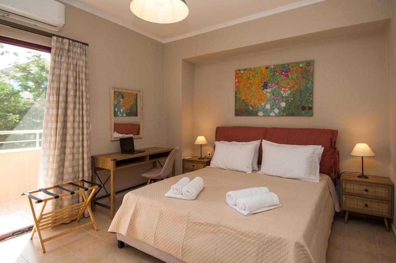 Akrotiri Sea View Suites Екстериор снимка