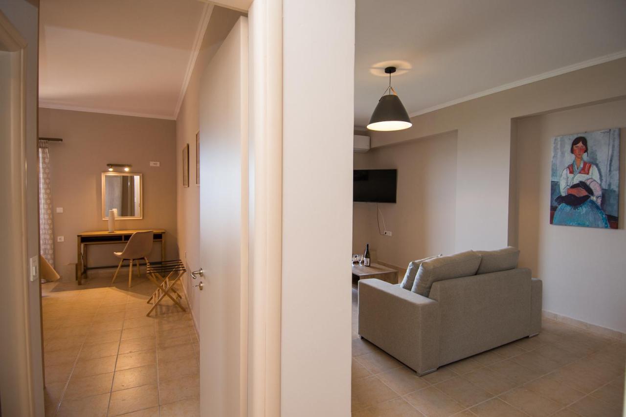 Akrotiri Sea View Suites Екстериор снимка