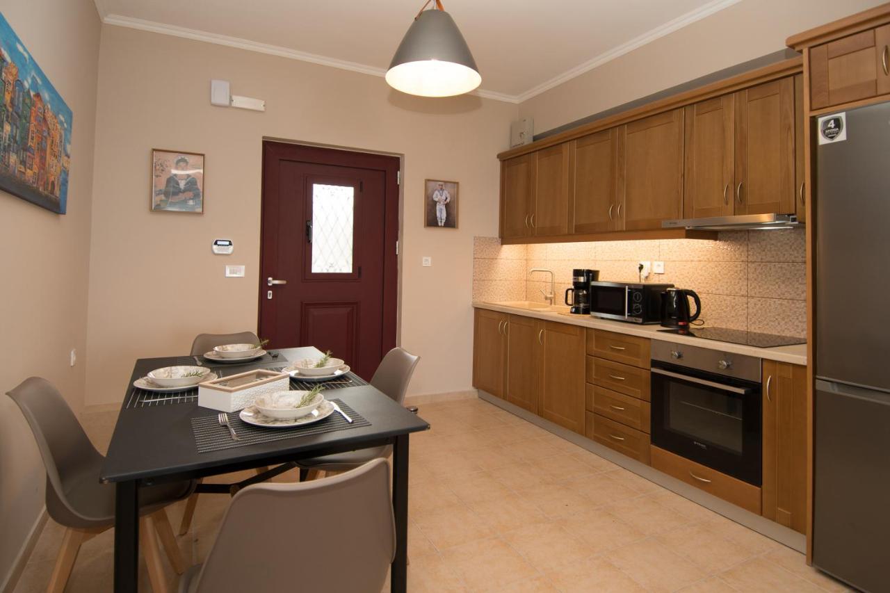 Akrotiri Sea View Suites Екстериор снимка