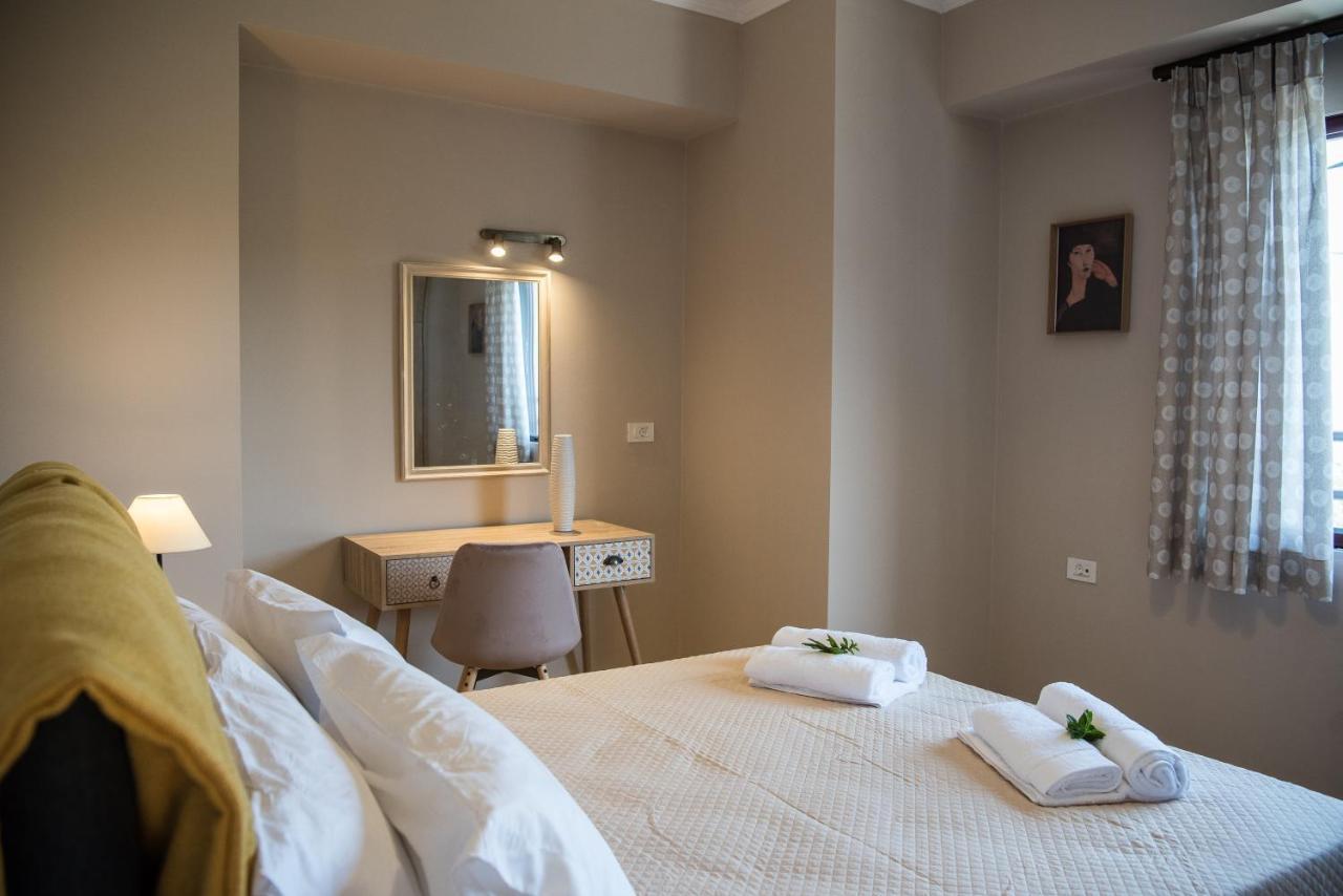 Akrotiri Sea View Suites Екстериор снимка