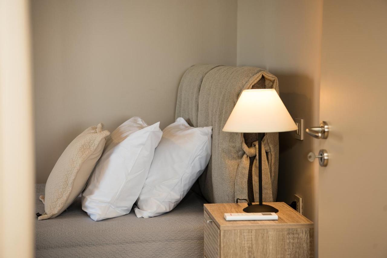 Akrotiri Sea View Suites Екстериор снимка